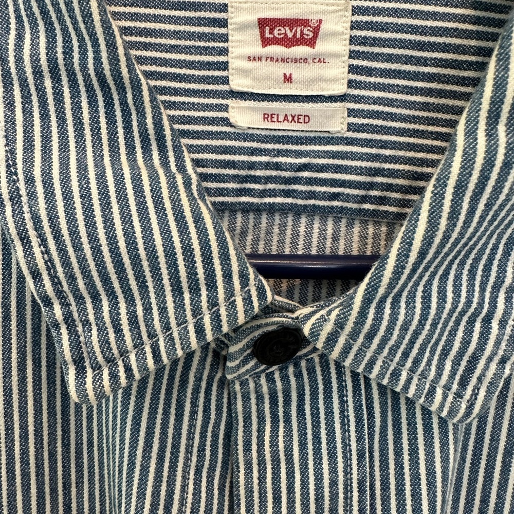 Levi's Men's Navy and White Striped Button Down Shirt